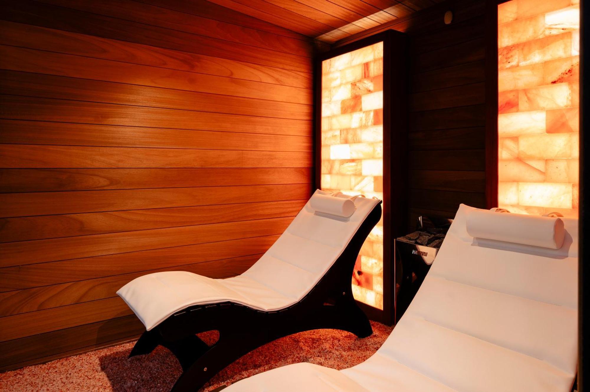 Marchese Del Grillo Hotel Фабриано Екстериор снимка
